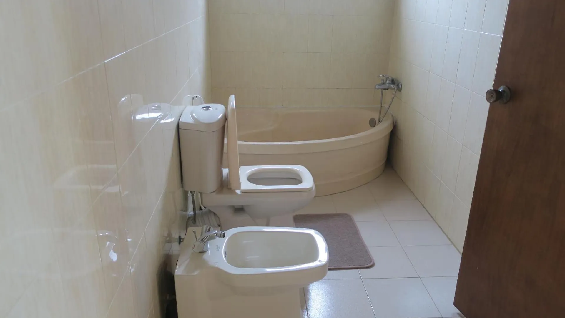 Riverview Kandy Sirimalwatta Homestay